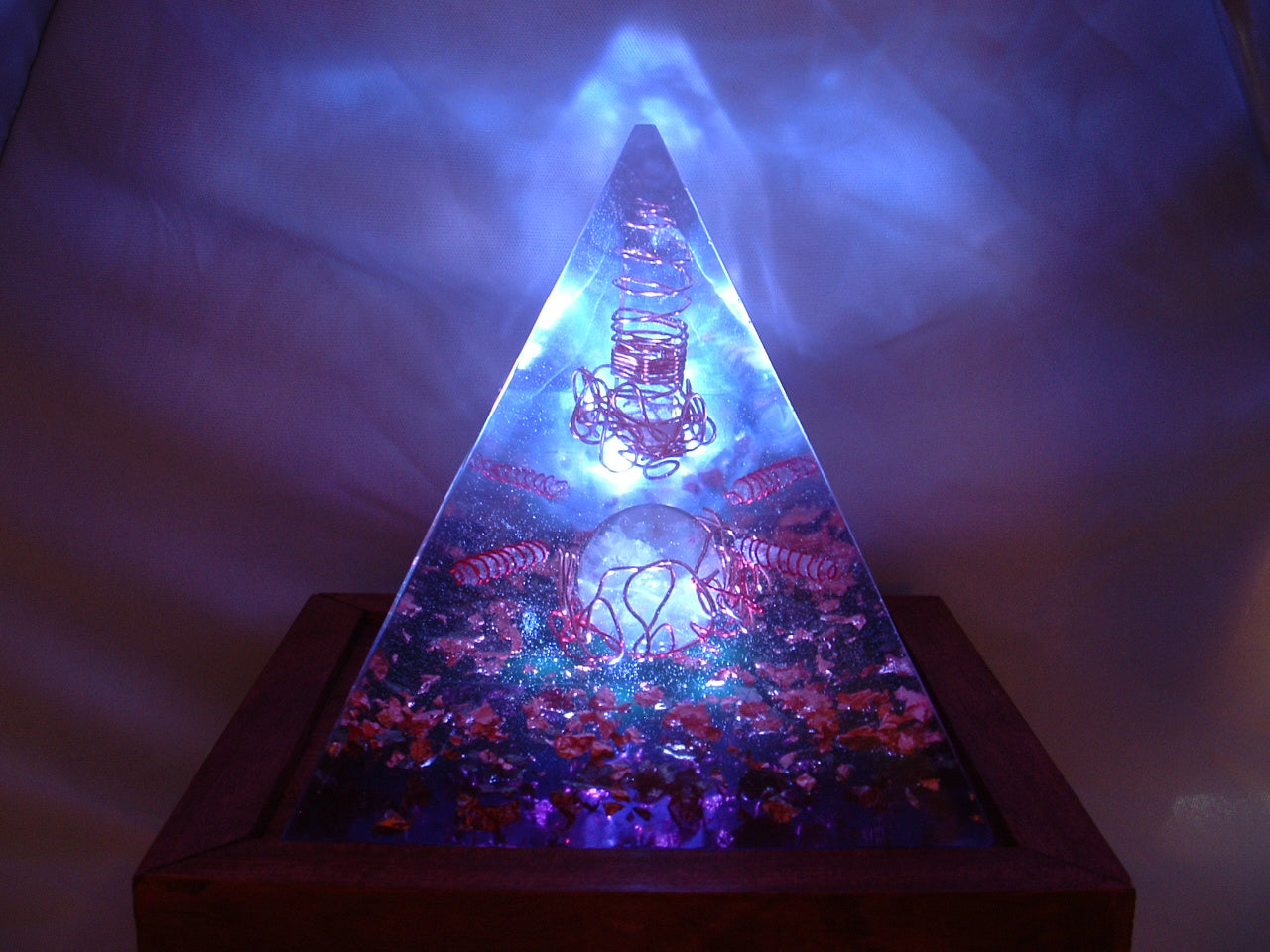 5 Amazing Benefits of Orgone Pyramids