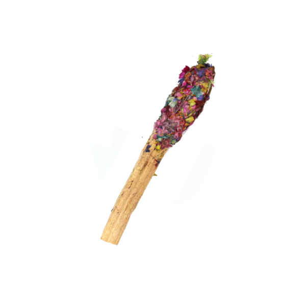 Clear energy and align your chakras with the Chakra Harmony Palo Santo Stick Pop. Infused with herbs for balance, intention, and spiritual clarity.